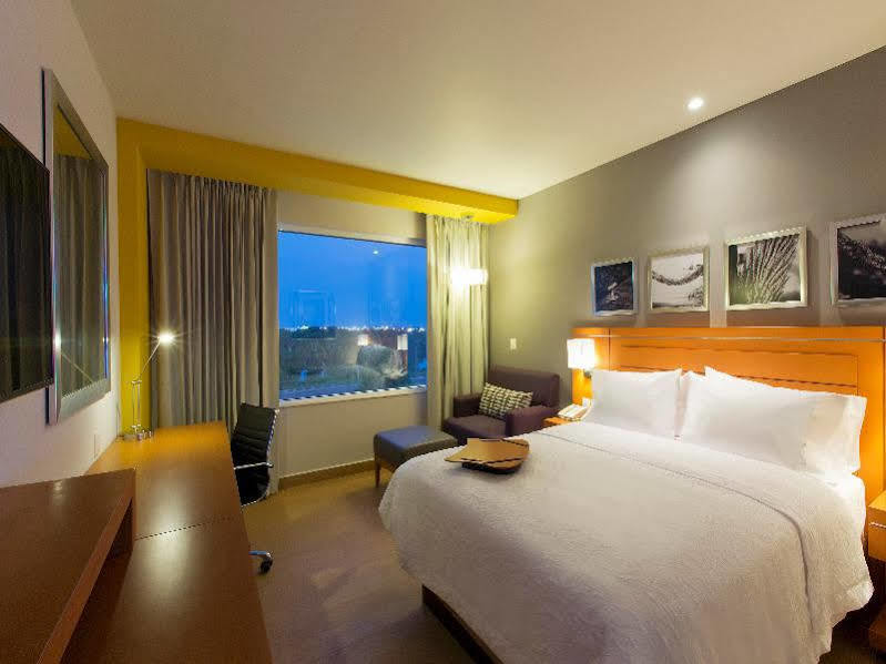 Hampton Inn & Suites By Hilton Paraíso Eksteriør billede